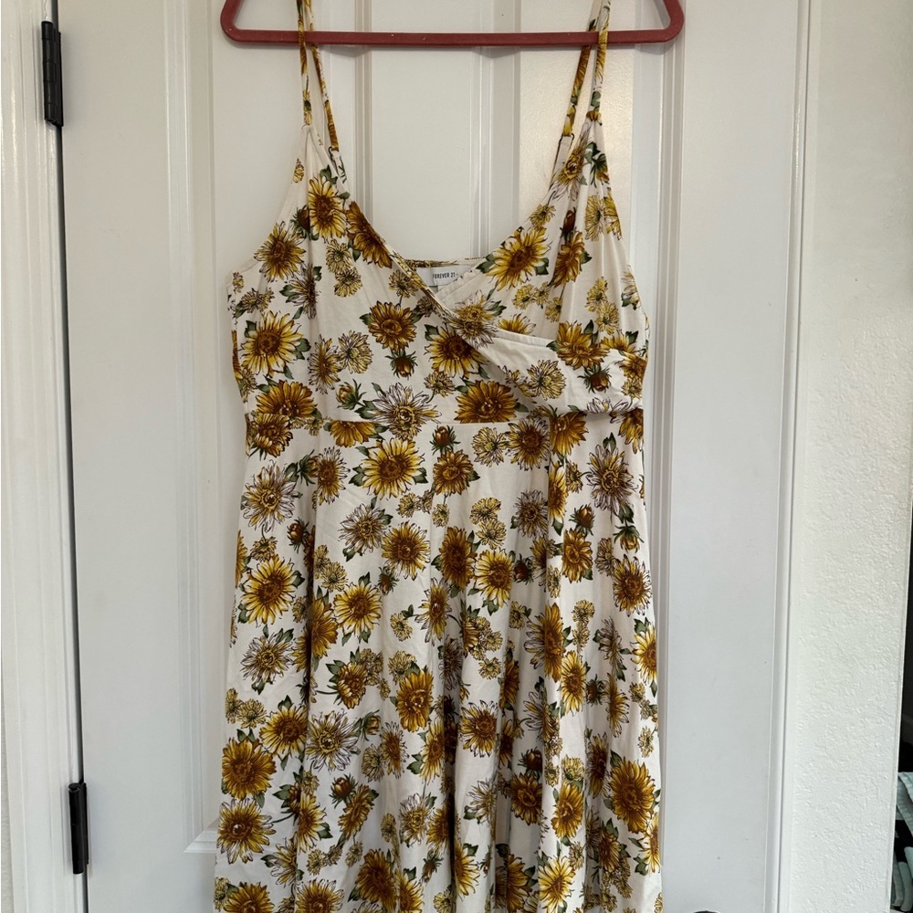 Forever 21 Yellow Floral plus size Dress